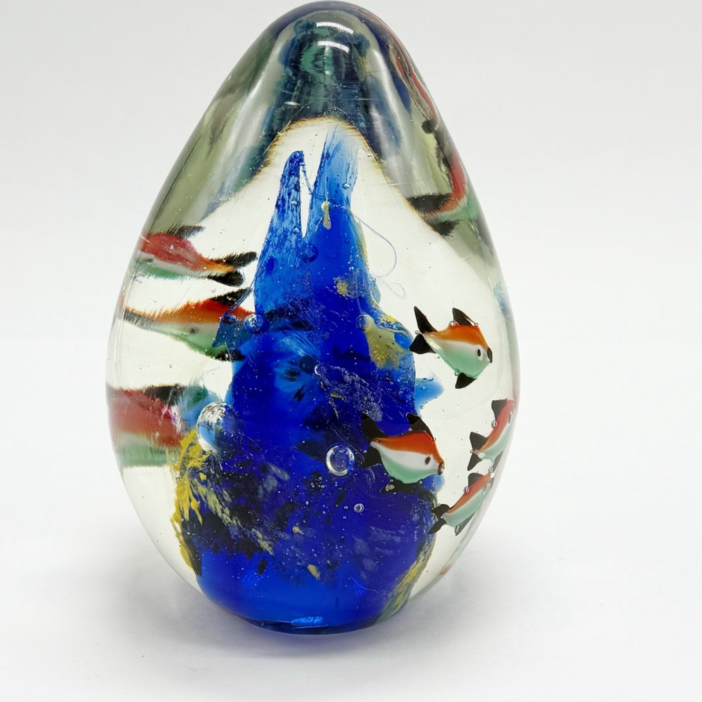 Murano Aquarium Art Glass Paperweight Fish & Coral Egg Handcrafted Rare 6 in - Picture 3 of 9